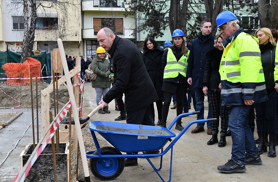 Počela izgradnja vrtića na Grbavici: Do kraja godine će u njemu boraviti 225 mališana