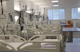 Studenti Medicinskog fakulteta poručili Vučiću: Ulazak u jedinicu intenzivne nege mora biti odobren 