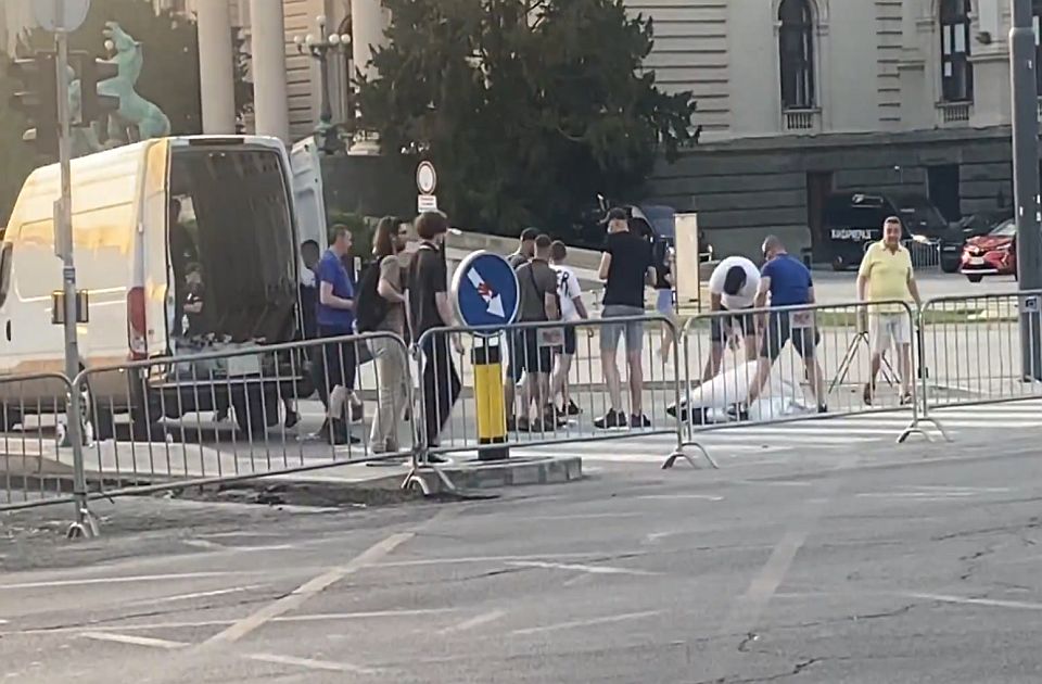 VIDEO Uklonjen transparent 