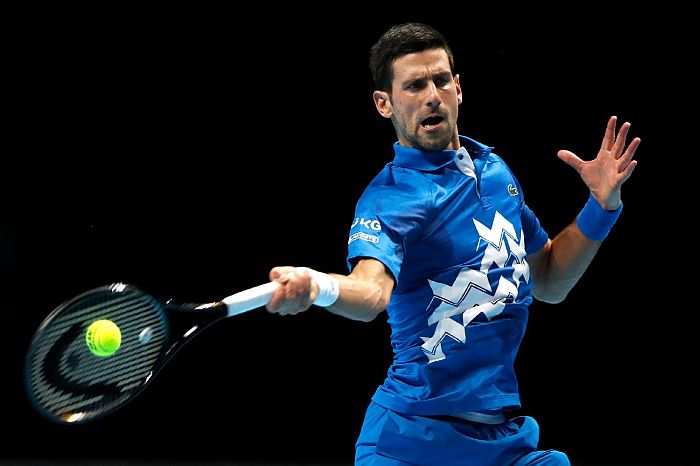 Đoković pobedom protiv Zvereva do polufinala Londona