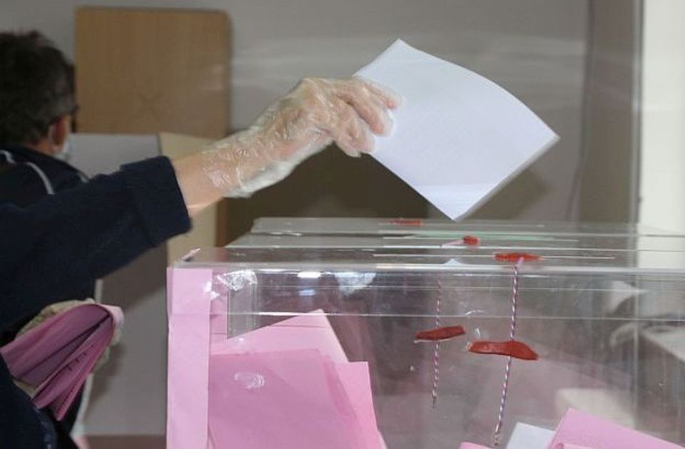 Kladionice: Pada odziv birača, kvota 1,01 da će predsednik Srbije biti izabran u prvom krugu