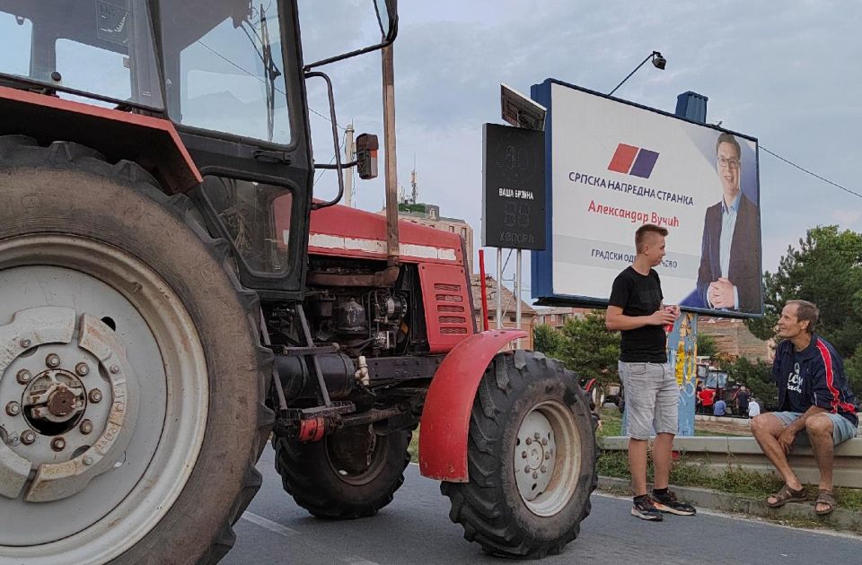 Ratari blokirali oba izlaza iz Pančeva, čekaju ishod pregovora