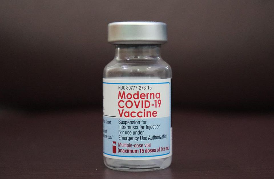 Odobrena unapređena verzija Moderna vakcine protiv kovida, štiti od omikrona