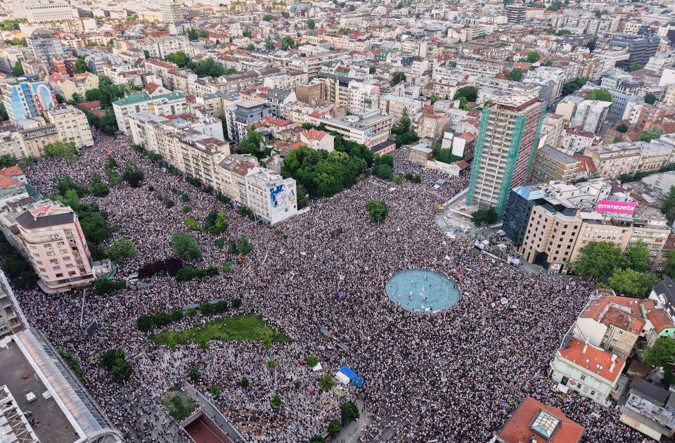 Vučić: Možda uskoro podnesem ostavku, skup na Slaviji nije bio nešto brojan