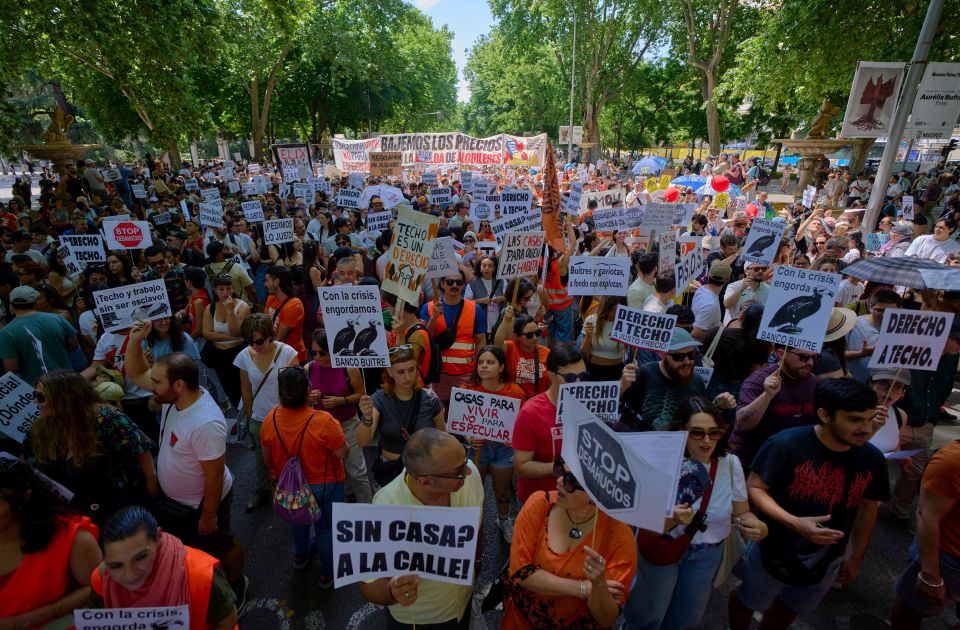 Protest u Madridu zbog skupog stanovanja: "Želimo komšije, a ne turiste" 
