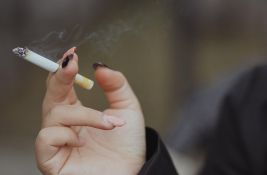 Uprava za duvan: Trgovce podsećati da proveravaju starost kupaca i ne prodaju cigarete maloletnicima