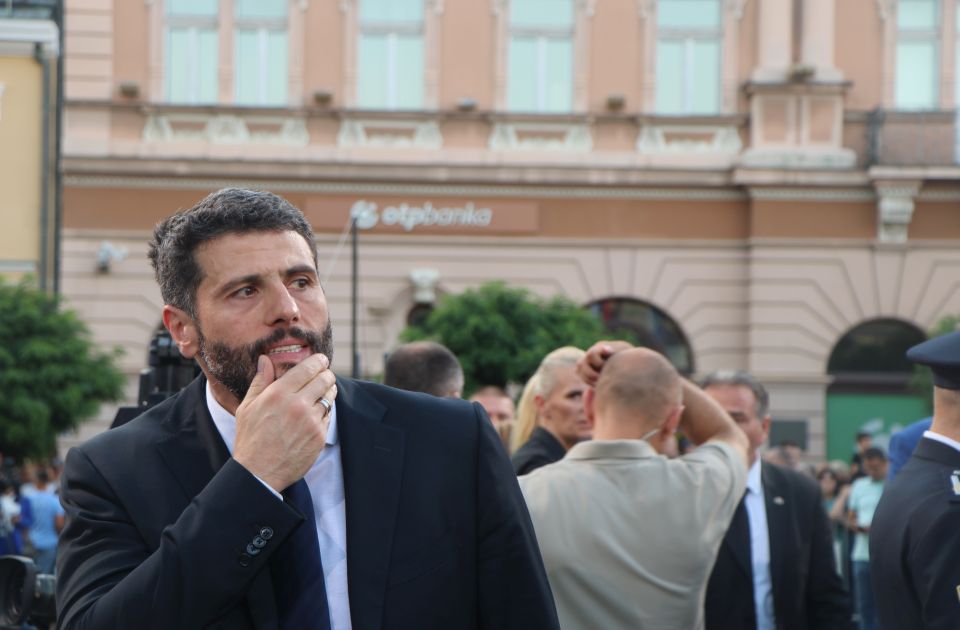 Da li su funkcioneri povećavali imovinu: Šapić Da li su funkcioneri povećavali imovinu: Šapić