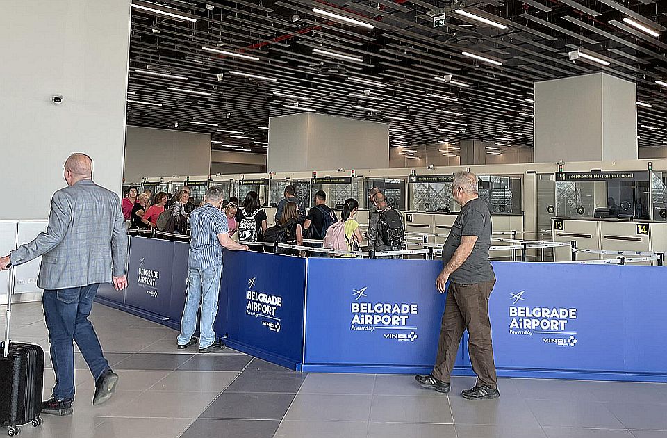 Vesić: Situacija na aerodromu u Beogradu bolja, ali i dalje nije dobra, sutra hitan sastanak