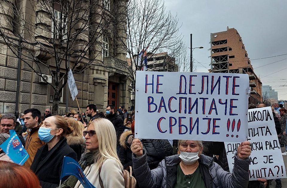 Protest vaspitača, traže povećanje plata