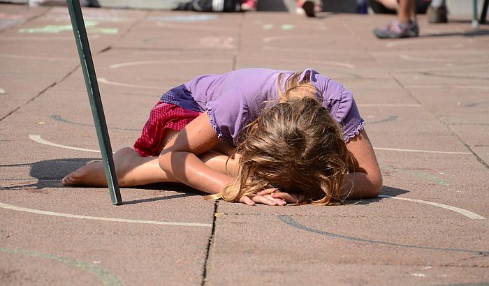 U Srbiji skoro svako deseto dete živi u apsolutnom siromaštvu