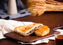 Čeburek - ulična hrana koju vole i Rusi i Ukrajinci