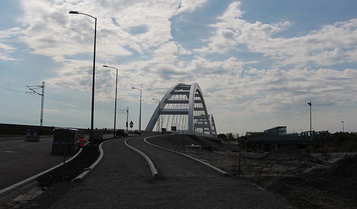 Novi Žeželjev most u funkciji za nekoliko dana, od avgusta demontaža starog mosta