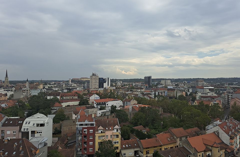 Sutra toplije u Novom Sadu