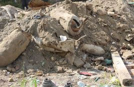 Od NATO bombardovanja čekaju na uklanjanje neeksplodirane avio-bombe: Pojedini tu ostavljali otpad