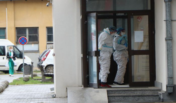 Nastavlja se pad broja obolelih od kovida u bolnicama u Novom Sadu