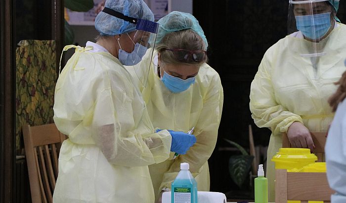 FOTO: Počela vakcinacija u Kliničkom centru Vojvodine