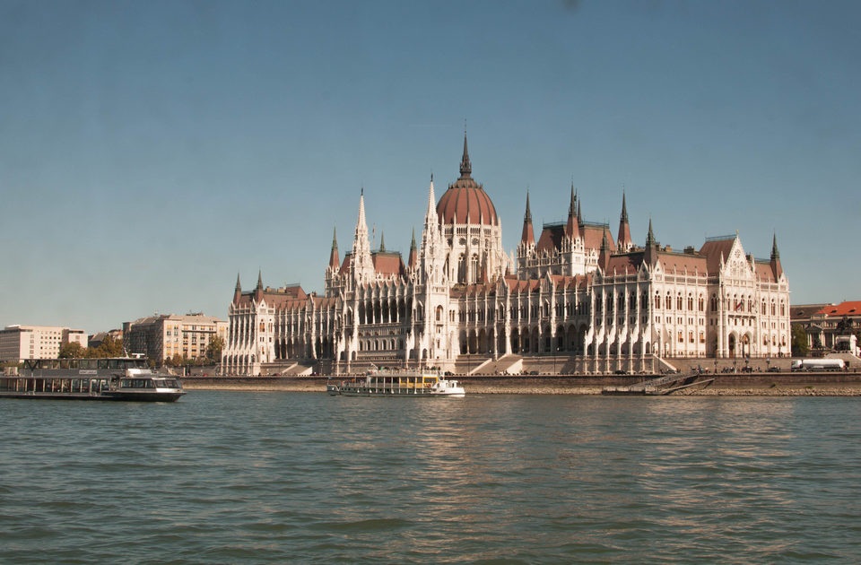 Turista odbio da plati kafu 580 evra u Budimpešti, vlasnica lokala uhapšena