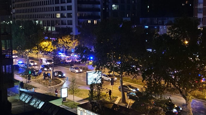 Pokušaj pljačke na Bulevaru: Razbojnik završio na reanimaciji, povređen i policajac u civilu