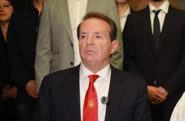 Bogoljub Karić: Ne sme srpski seljak da gleda u nebo