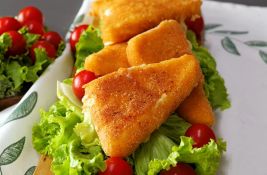 Možda nije zdravo, ali je krckavo: Duplo pohovani sir sa susamom