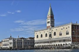 Venecija za 11 dana od novog nameta za turiste zaradila milion evra