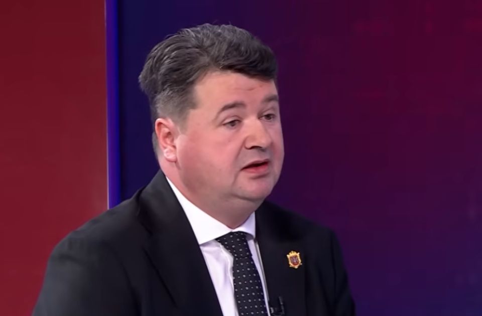 Petrov: Mrdić zaslužio poseban orden za hrabrost za izmene pravosudnih zakona