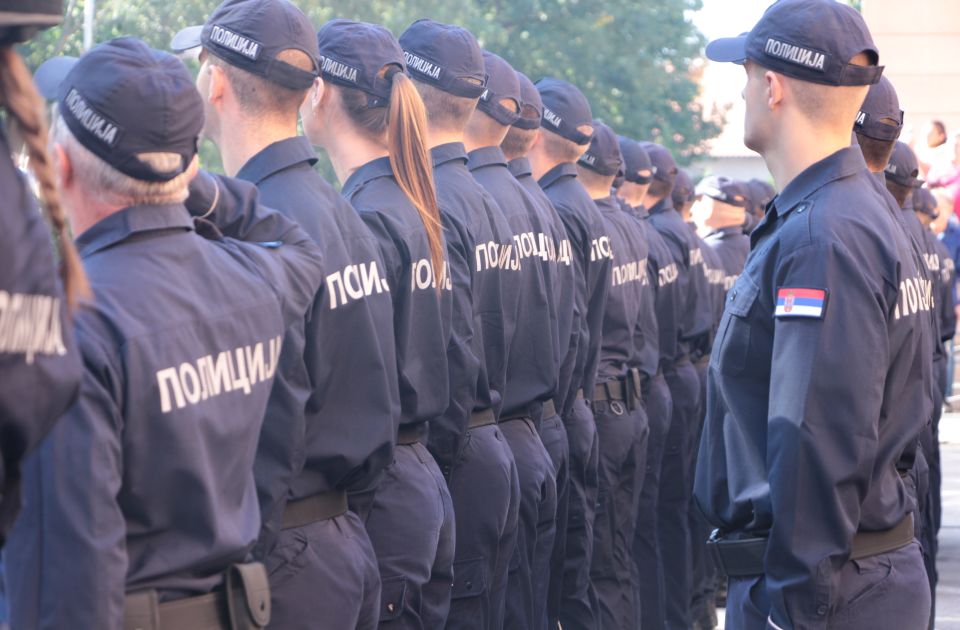 Budući policajci na vežbi gađanja od 12. do 16. jula na Fruškoj gori