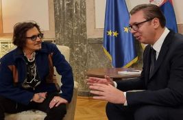 Doterane, marljive i ponižene: Uvredljiv i loš smisao za humor predsednika Srbije