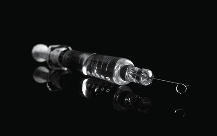 Velika Britanija prva u svetu odobrila vakcinu Fajzer-Bajontek