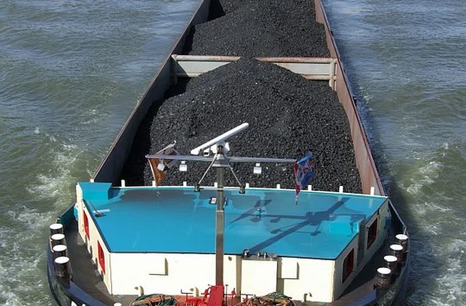 U Rumuniji potonula barža sa 1.500 tona uglja, mediji navode da je išla za Srbiju