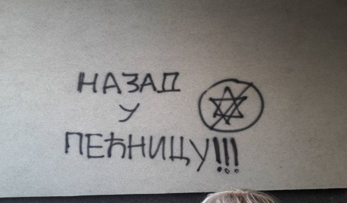 FOTO, VIDEO: Prekrečen antisemitski grafit u Novom Sadu 