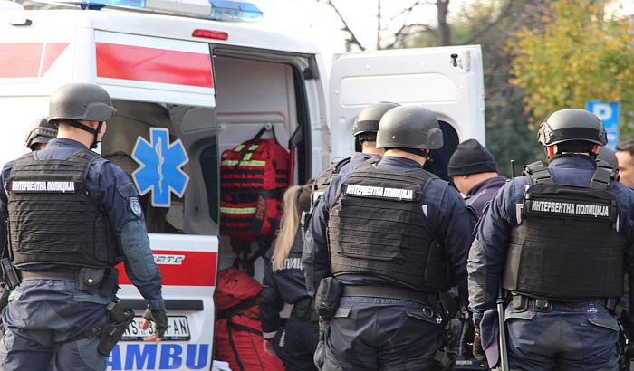 Dve osobe poginule u direktnom sudaru dva putnička vozila kod Kruševca
