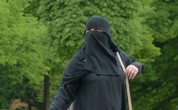 U Danskoj na snazi zabrana nošenja nikaba u javnosti
