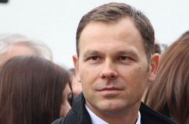 Mali upozorio na prevaru: Njegov lik koriste za sajt preko kog se zaradi 