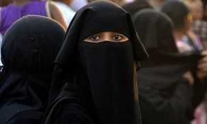 Nema više tajnih razvoda u Saudijskoj Arabiji, žene će obaveštenje dobijati SMS-om