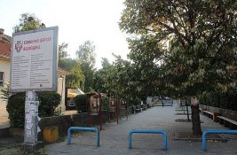 FOTO Zborovi: Pao deo plafona na Klinici za rehabilitaciju