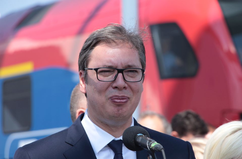Odbačena inicijativa da Vučić bude lišen poslovne sposobnosti, ali predmet nije arhiviran