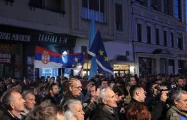 Istraživanje: Građani protestuju zbog korupcije, nezaposlenosti i odlaska mladih