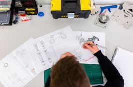 Srbija od 1991. izgubila skoro milion stanovnika, među kojima skoro 30 odsto inženjera