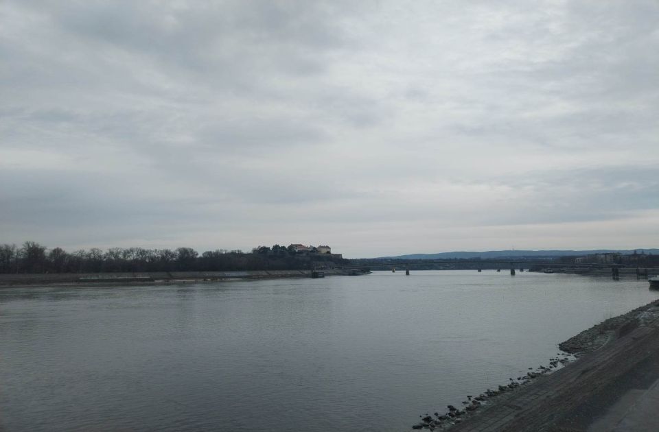 Pred Novosađanima oblačan i svežiji dan