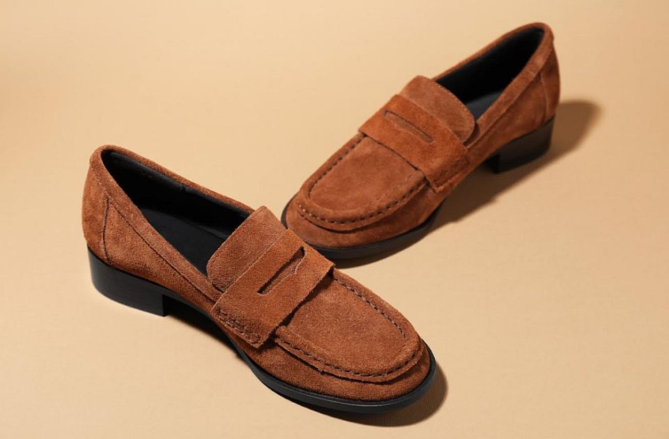 Umetnost koraka - zašto su ženske mokasine savršen izbor za grad