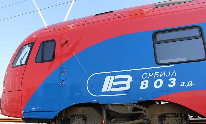 Srbija voz: Putnik napao konduktera u vozu na liniji Šid-Beograd