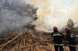 Situacija u Deliblatskoj peščari i Stolovima nepromenjena, nisu ugroženi ni građani ni kuće
