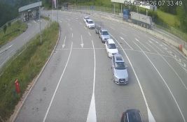 Mediji: Granična policija ne dozvoljava crnogorskim državljanima ulazak u Srbiju 