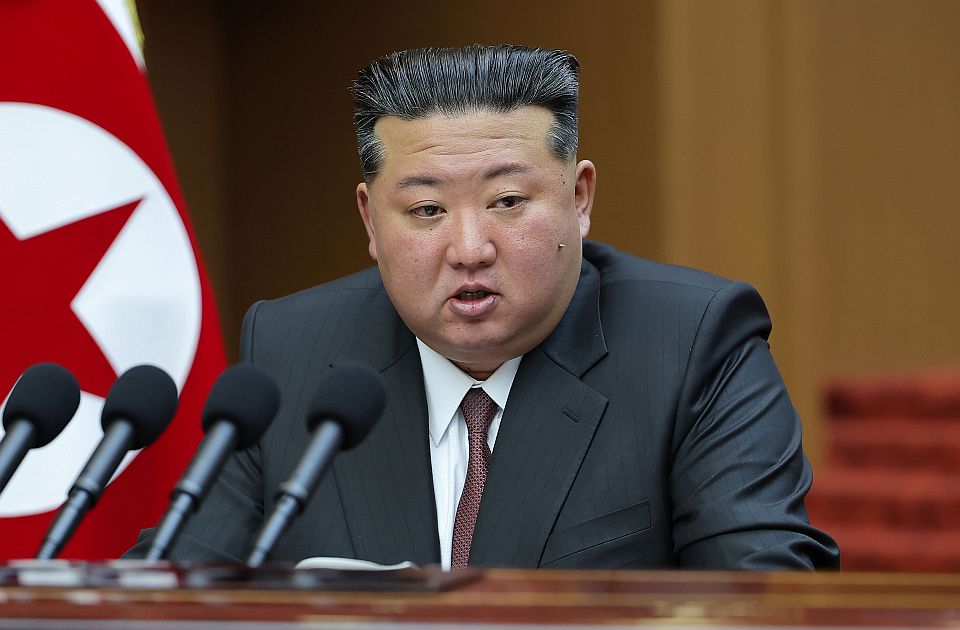 Kim Džong Un pozvao na eksponencijalno širenje nuklearnog naoružanja Severne Koreje
