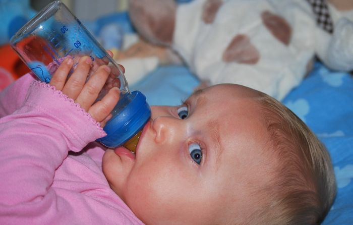 Hemikalija u flašicama za bebe povećava rizik od gojaznosti