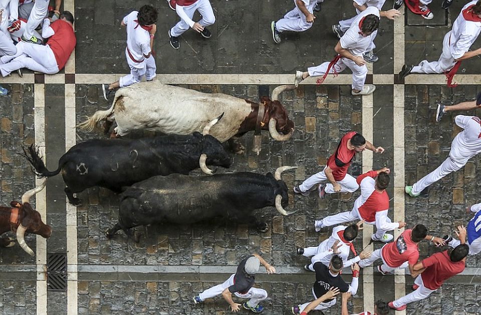 U Pamploni počinju trke s bikovima