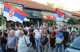 Direktor policije: Na kontramitinzima SNS po Srbiji oko 70.000 ljudi