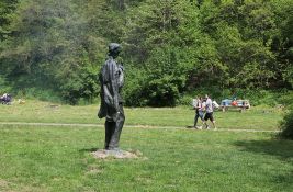 Na današnji dan: Rođen Branko Radičević, ubijen Cezar, umro Moša Pijade