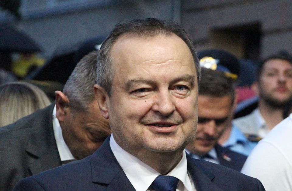 Dačić: Nije tačno da su mladi nezainteresovani za policijski posao